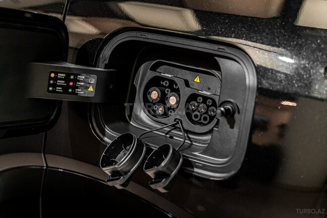 Lynk & Co 08-13