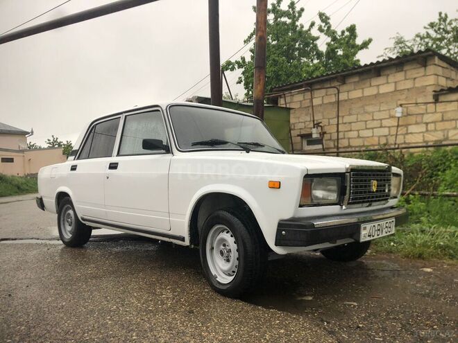 LADA (VAZ) 2107 2005, 31,676 km - 1.6 l - Quba