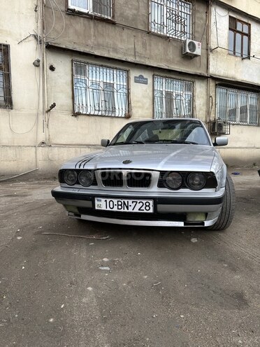 BMW 520 1990, 234,000 km - 2.0 l - Bakı