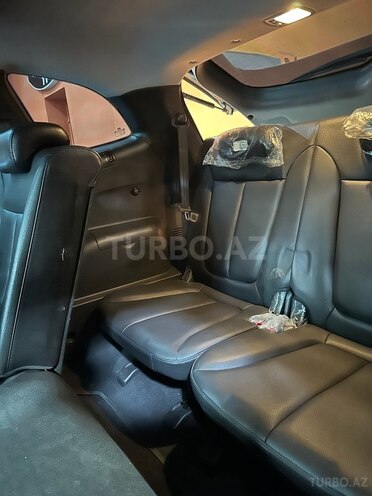 Hyundai Santa Fe-14