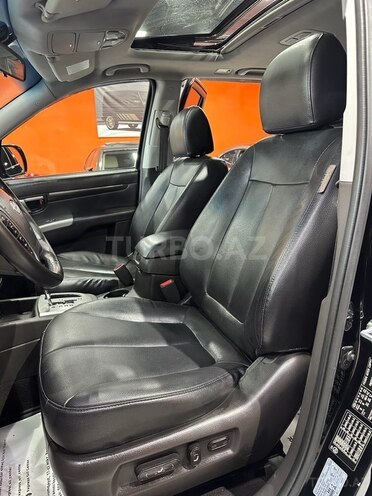 Hyundai Santa Fe-15