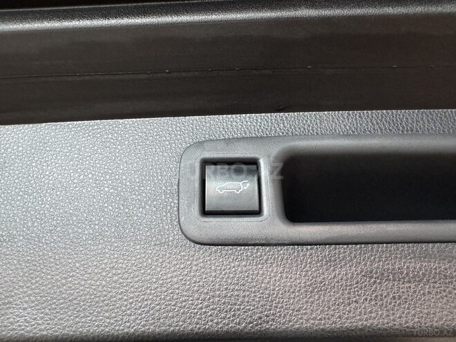 Toyota Highlander-21