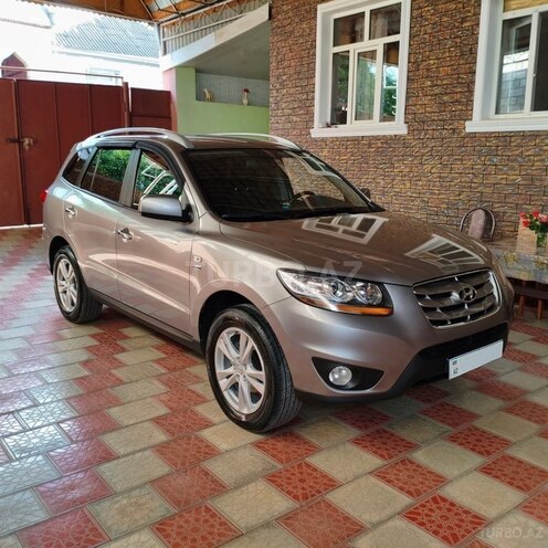 Hyundai Santa Fe 2010, 218,000 km - 2.0 l - Tovuz