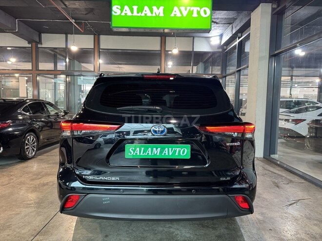 Toyota Highlander-4