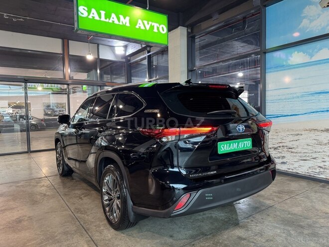 Toyota Highlander-6