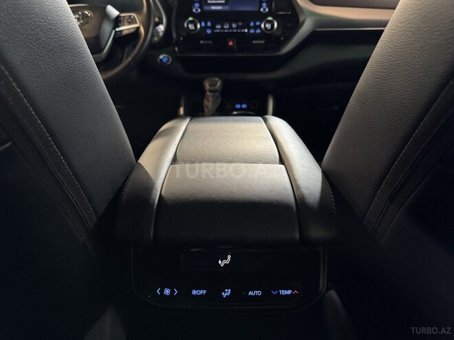 Toyota Highlander-17