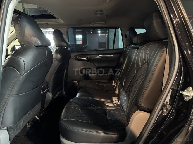 Toyota Highlander-14