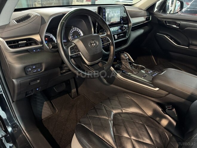Toyota Highlander-10