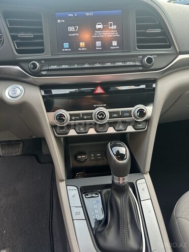 Hyundai Elantra 2018, 62,341 km - 2.0 l - Bakı