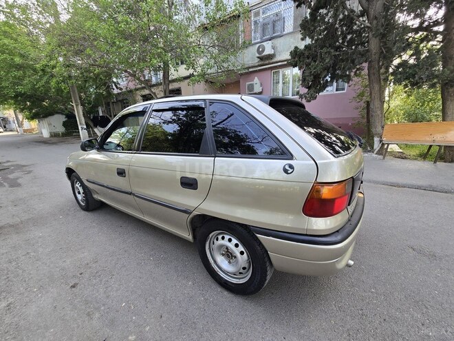 Opel Astra 1996, 333,333 km - 1.4 l - Sumqayıt