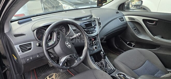 Hyundai Elantra 2014, 118,000 km - 2.0 l - Bakı