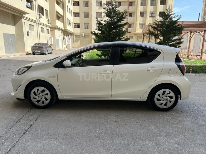 Toyota Aqua 2019, 93,000 km - 1.5 l - Bakı