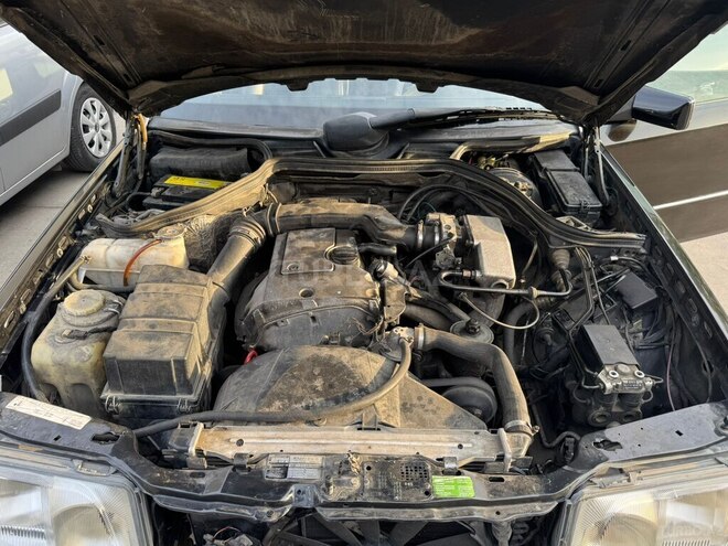 Mercedes E 200 1995, 273,000 km - 2.0 l - Bakı