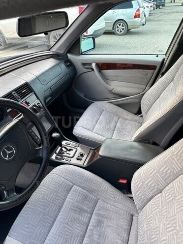 Mercedes C 200 1999, 452,580 km - 2.0 л - Xaçmaz
