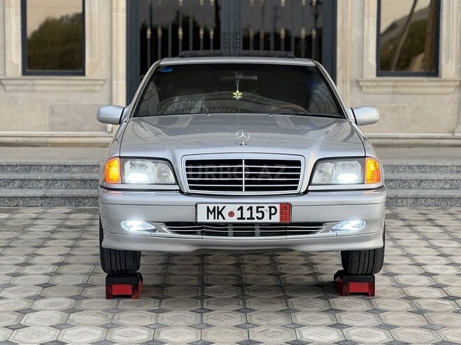 Mercedes C 230 1998, 270,000 km - 2.3 л - Saatlı