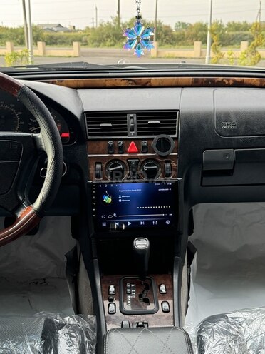 Mercedes C 230 1998, 270,000 km - 2.3 л - Saatlı