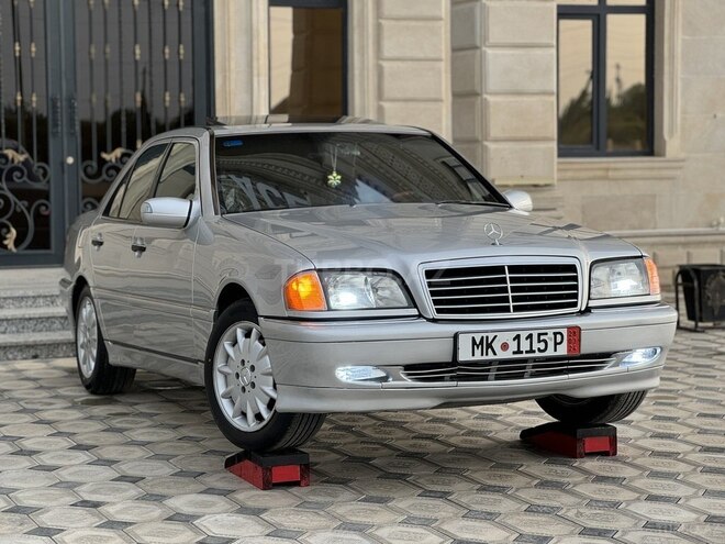 Mercedes C 230 1998, 270,000 km - 2.3 л - Saatlı