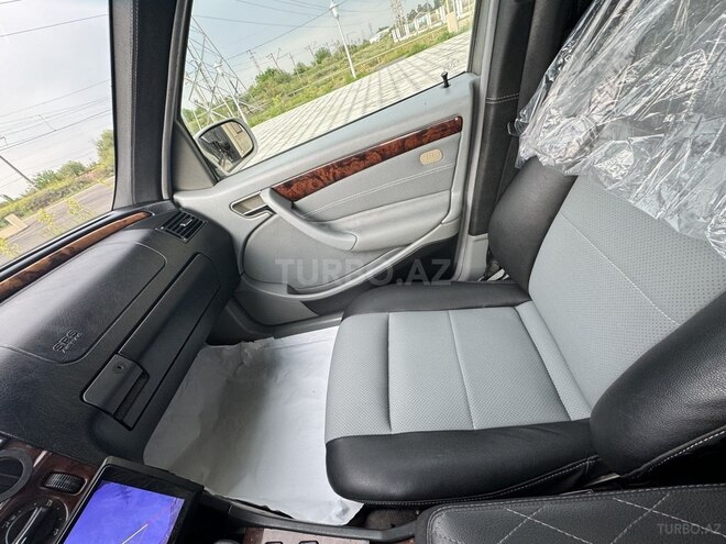 Mercedes C 230 1998, 270,000 km - 2.3 л - Saatlı