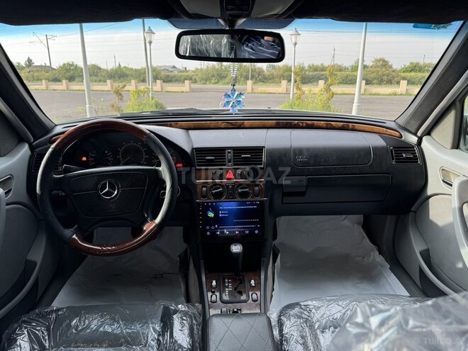 Mercedes C 230 1998, 270,000 km - 2.3 л - Saatlı