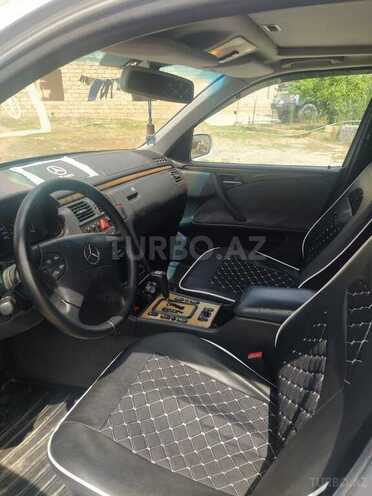 Mercedes E 240 2001, 270,000 km - 2.4 l - Hacıqabul
