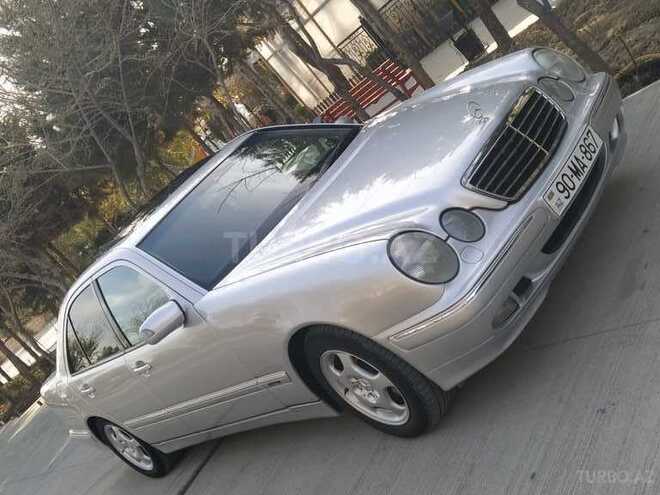 Mercedes E 240 2001, 270,000 km - 2.4 l - Hacıqabul