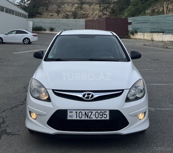 Hyundai i30 2011, 302,000 km - 1.6 l - Bakı