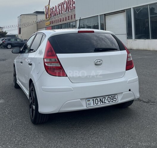 Hyundai i30 2011, 302,000 km - 1.6 l - Bakı