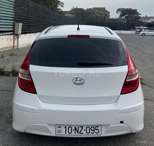 Hyundai i30 2011, 302,000 km - 1.6 l - Bakı