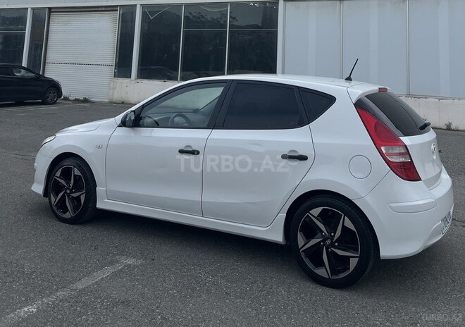 Hyundai i30 2011, 302,000 km - 1.6 l - Bakı