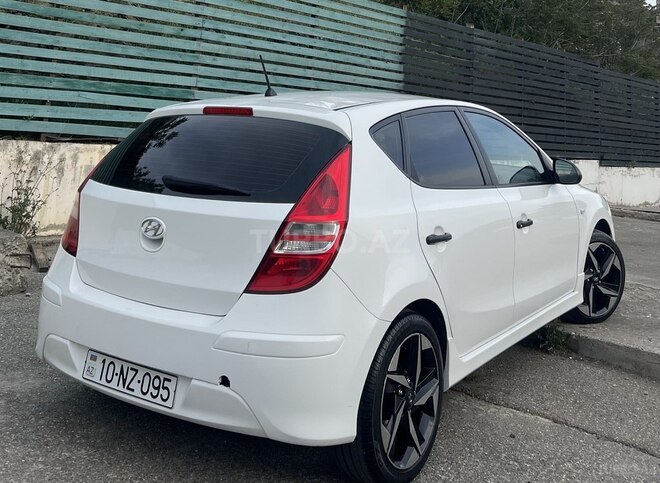 Hyundai i30 2011, 302,000 km - 1.6 l - Bakı
