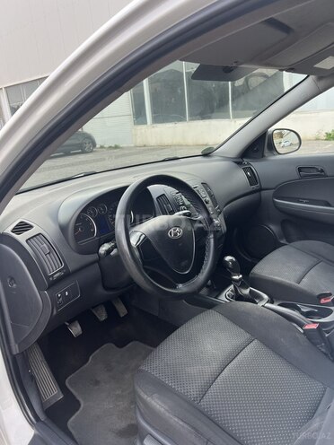Hyundai i30 2011, 302,000 km - 1.6 l - Bakı
