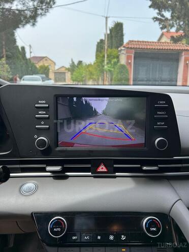 Hyundai Elantra 2022, 83,500 km - 1.6 л - Bakı