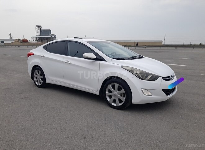 Hyundai Elantra 2013, 237,680 km - 1.6 l - Qazax