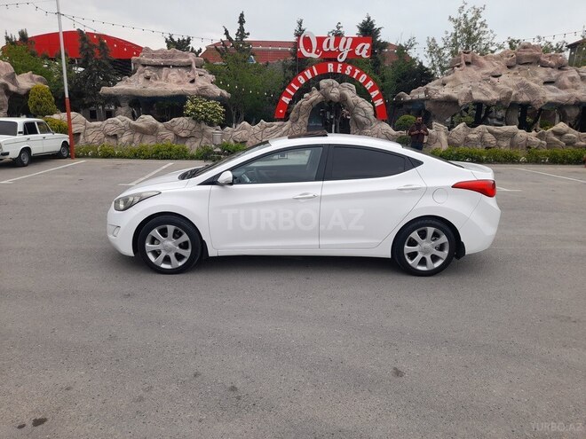 Hyundai Elantra 2013, 237,680 km - 1.6 l - Qazax