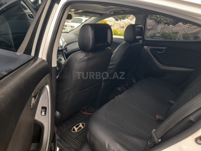 Hyundai Elantra 2013, 237,680 km - 1.6 l - Qazax