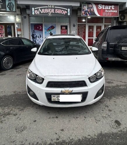 Chevrolet Aveo-3