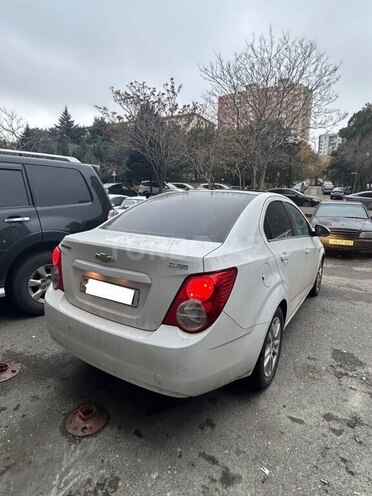 Chevrolet Aveo-4