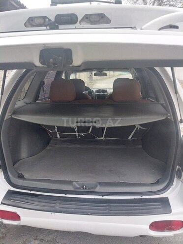 Hyundai Santa Fe 2001, 293,000 km - 2.7 l - Göyçay