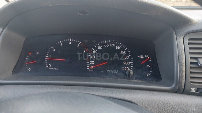 Toyota Corolla 2005, 344,000 km - 1.4 l - Bakı