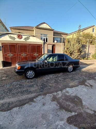 Mercedes E 220 1993, 350,000 km - 2.2 л - Bakı