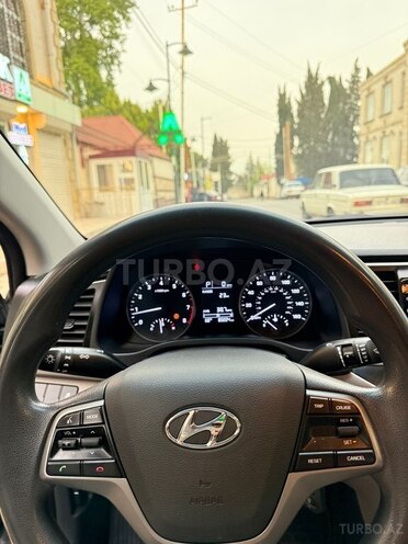 Hyundai Elantra 2017, 820,000 km - 2.0 l - Şəmkir