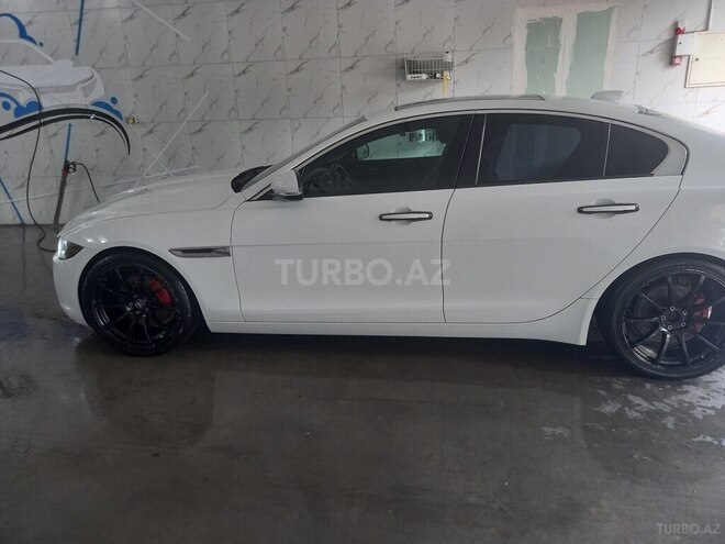 Jaguar XE 2017, 131,800 km - 2.0 l - Bakı