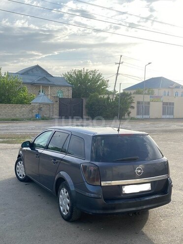 Opel Astra 2010, 283,838 km - 1.3 l - Bərdə