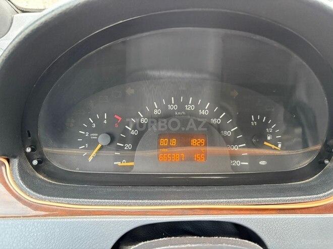 Mercedes Vito 2004, 650,000 km - 2.2 л - Bakı
