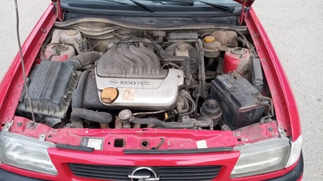 Opel Astra 1996, 450,000 km - 1.6 л - Bakı
