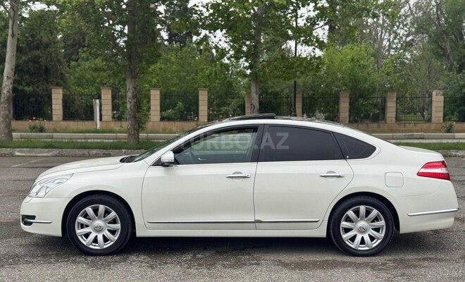 Nissan Teana 2011, 175,342 km - 2.5 l - Yevlax