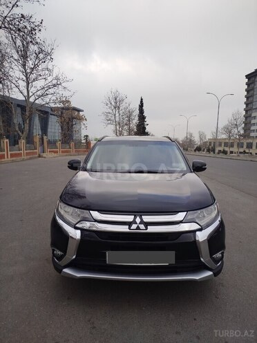 Mitsubishi Outlander 2015, 198,000 km - 2.4 л - Gəncə