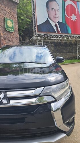 Mitsubishi Outlander 2015, 198,000 km - 2.4 л - Gəncə