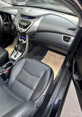 Hyundai Elantra 2012, 192,400 km - 1.8 l - Bakı