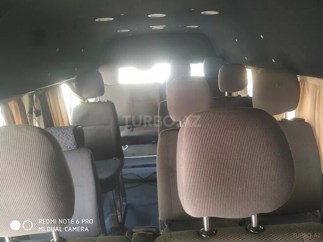 Toyota HiAce 2008, 800,000 km - 2.5 л - Bakı